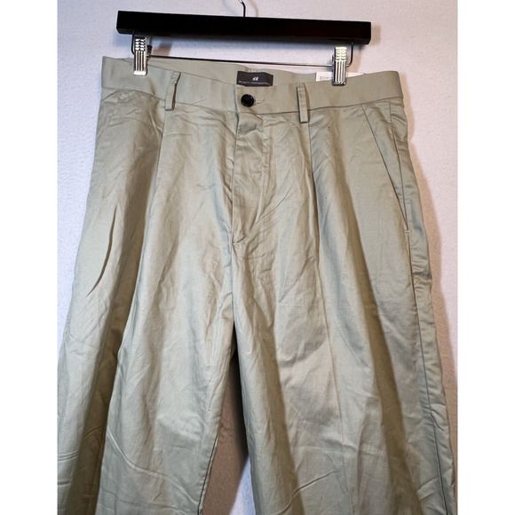 H&M Relaxed Fit Chino Pants Size 34 Men’s Beige Straight Leg - Picture 3 of 11